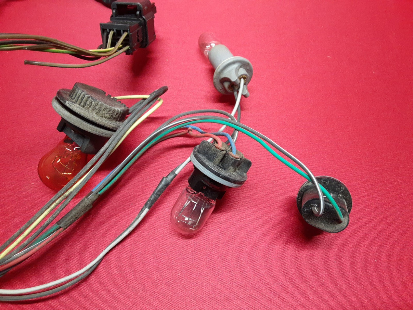 2012 - 2016 Chevrolet Sonic Tail Light Lamp - Passenger Side - PIGTAIL / WIRING