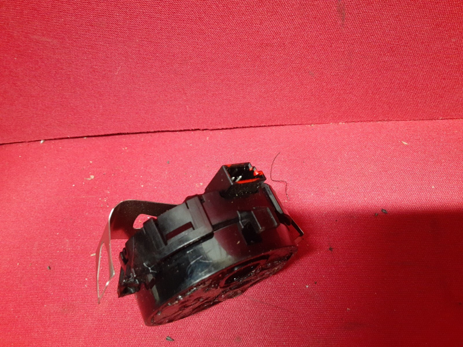 2008 - 2020 Infiniti Front Windshield Wiper Rain Sensor Unit 28536-JG00B