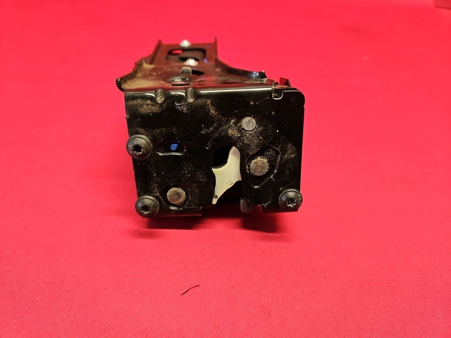 2008- 2012 Ford Escape Mariner Tailgate Liftgate Latch Lock 9L8Z-7843150-B