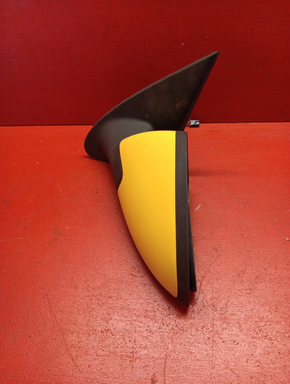 2005-2010 Chevrolet Cobalt Pontiac G5 Front Left Driver Mirror Yellow 25831894