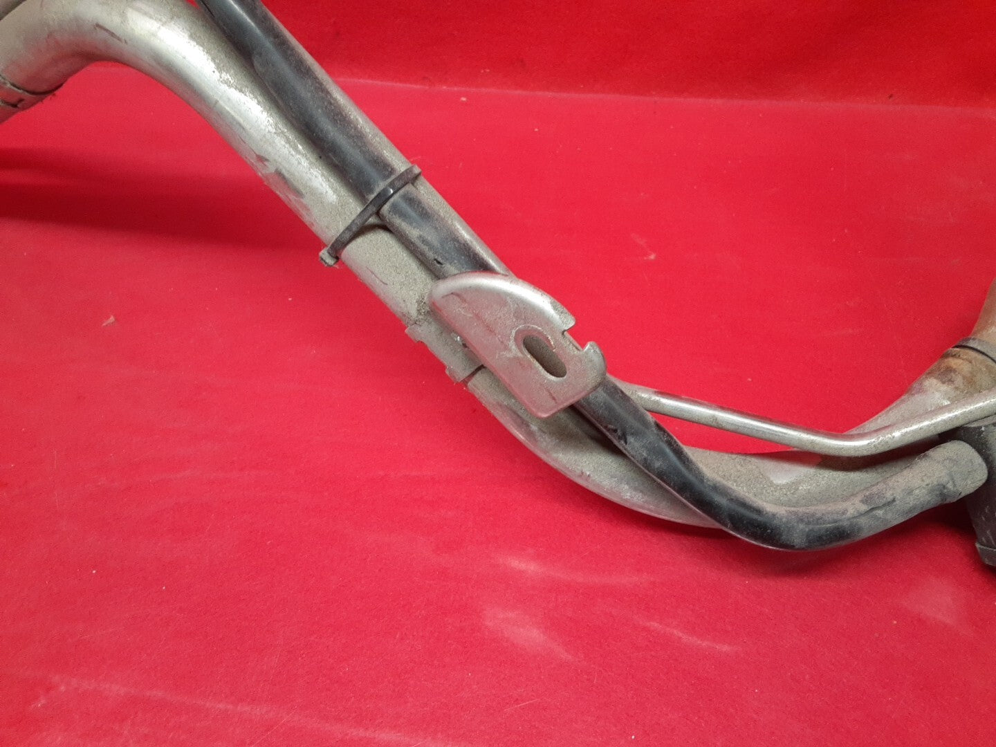 18-20 Buick Regal Sportback TourX Rear Fuel Tank Filler Pipe Neck Hose 84689977