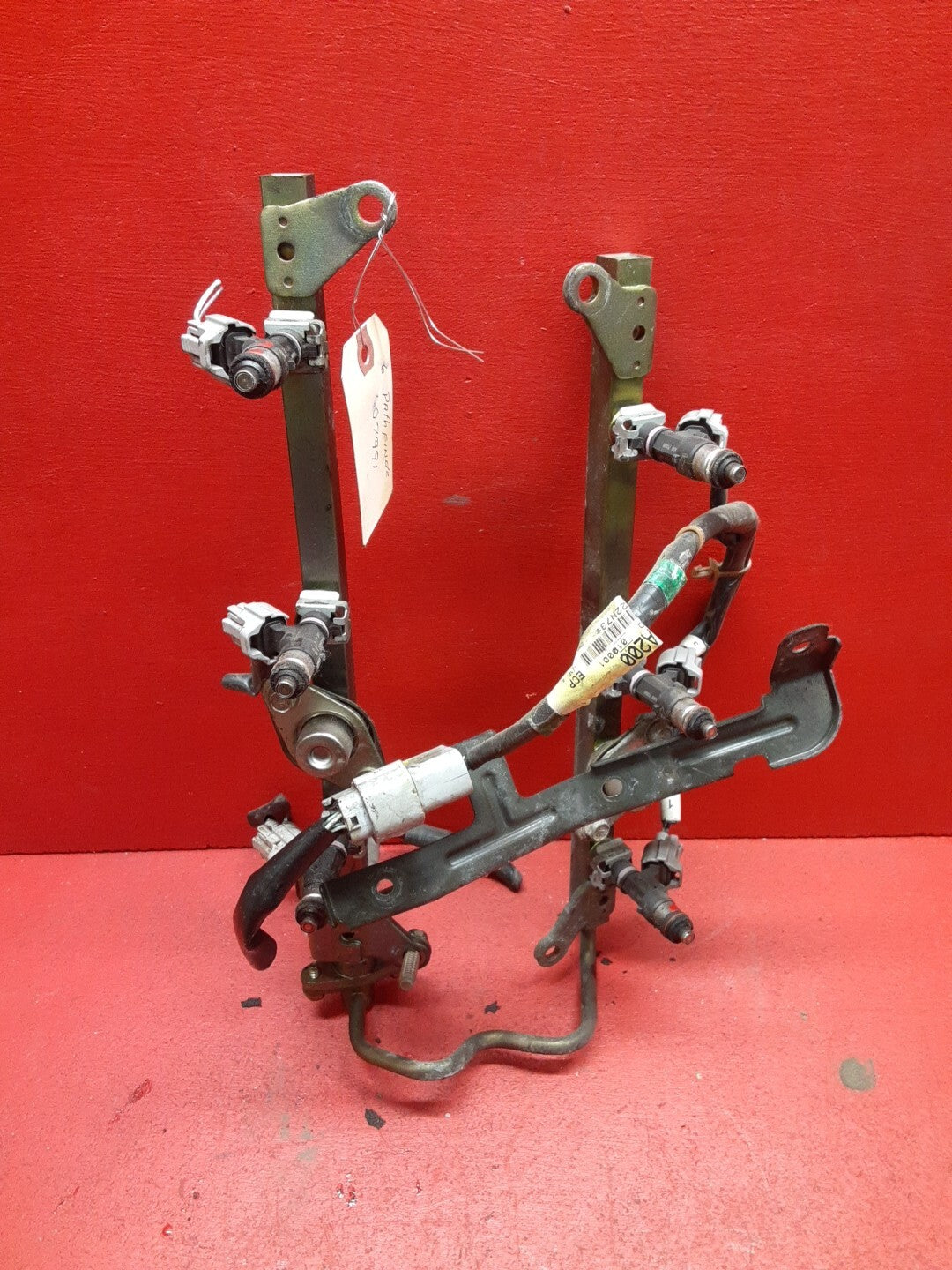 2005-2021 Nissan Multi Vehicle 4.0L V6 Fuel Rail W/ injectors 17521EA20A