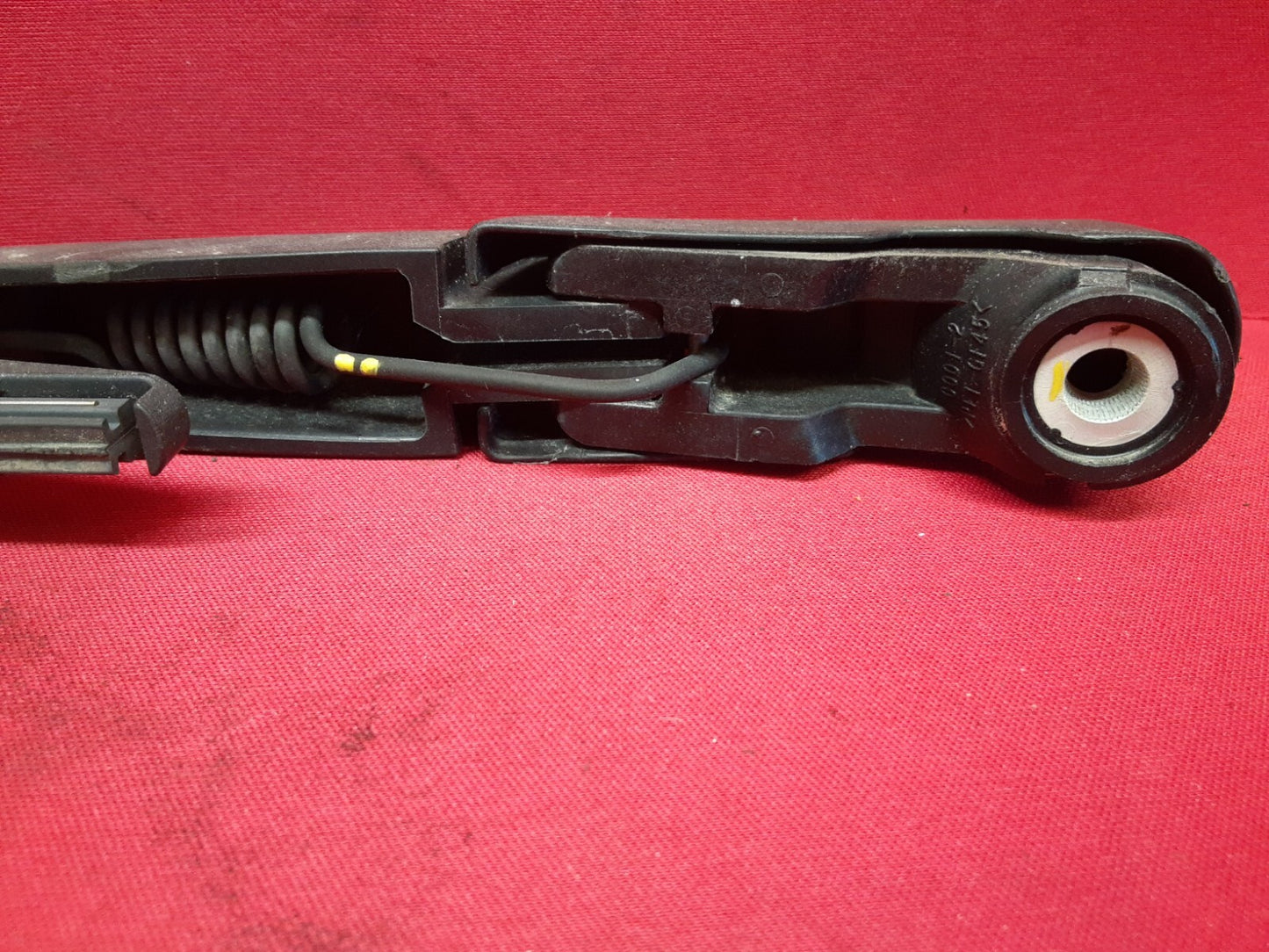 2003 - 2008 Honda Pilot REAR BACK TAILGATE TRUNK GLASS Windshield Wiper Arm