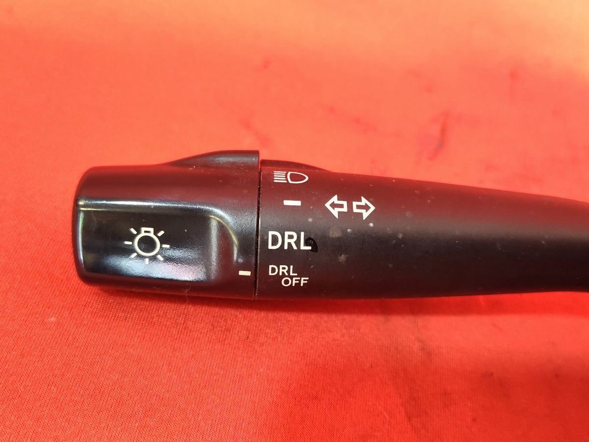 2005 2006 Toyota Camry US Built Headlight Switch Stalk w/ DAYTIME RUNNING LAMPS