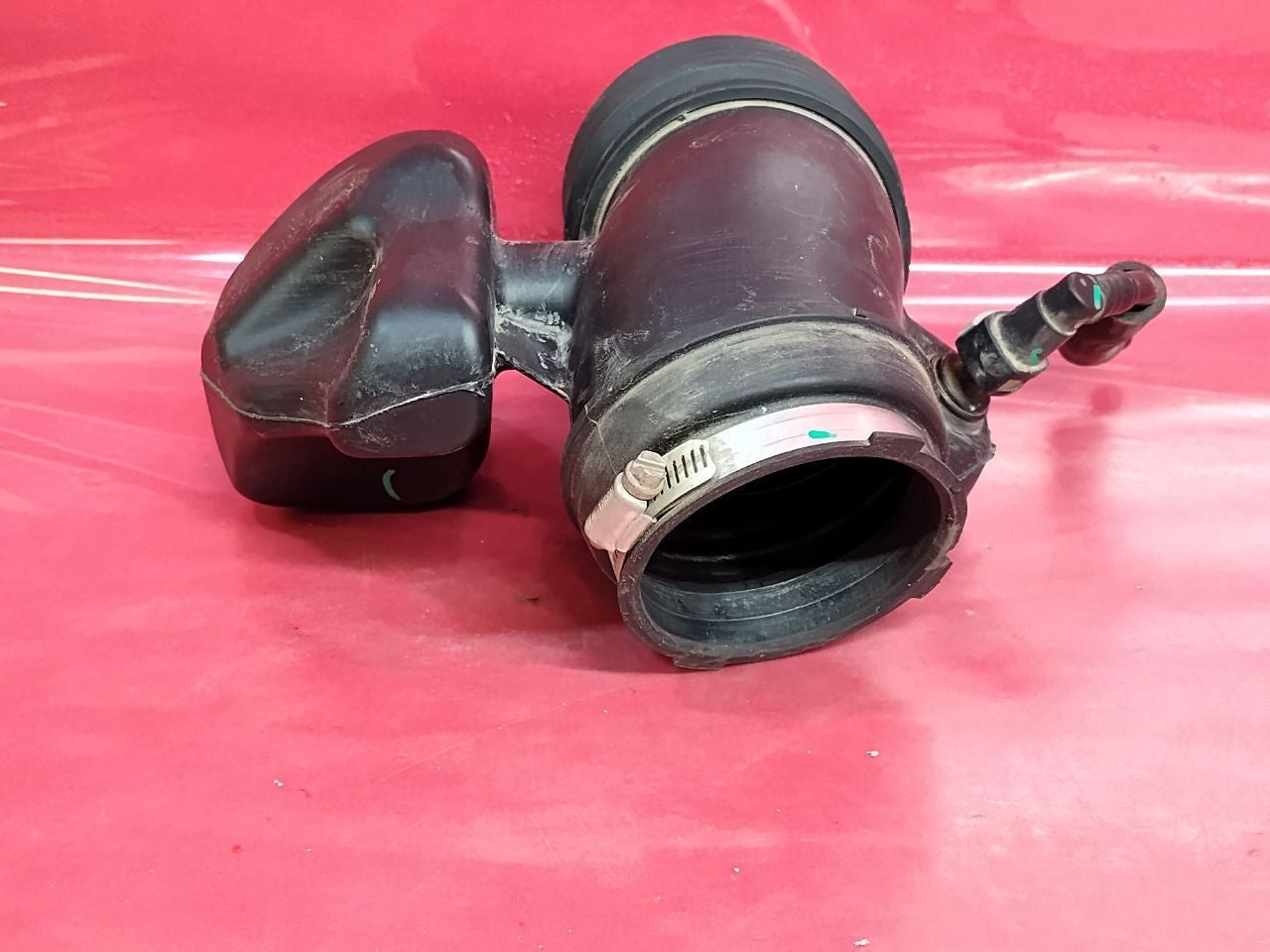 2012-2017 Chevy Buick GMC 3.6L V6 Air Cleaner Filter Box Outlet Hose Tube Duct