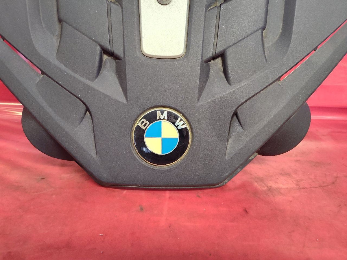 2009-2019 BMW 550i 650i 750i TwinPower Turbo Engine Appearance Cover Shield