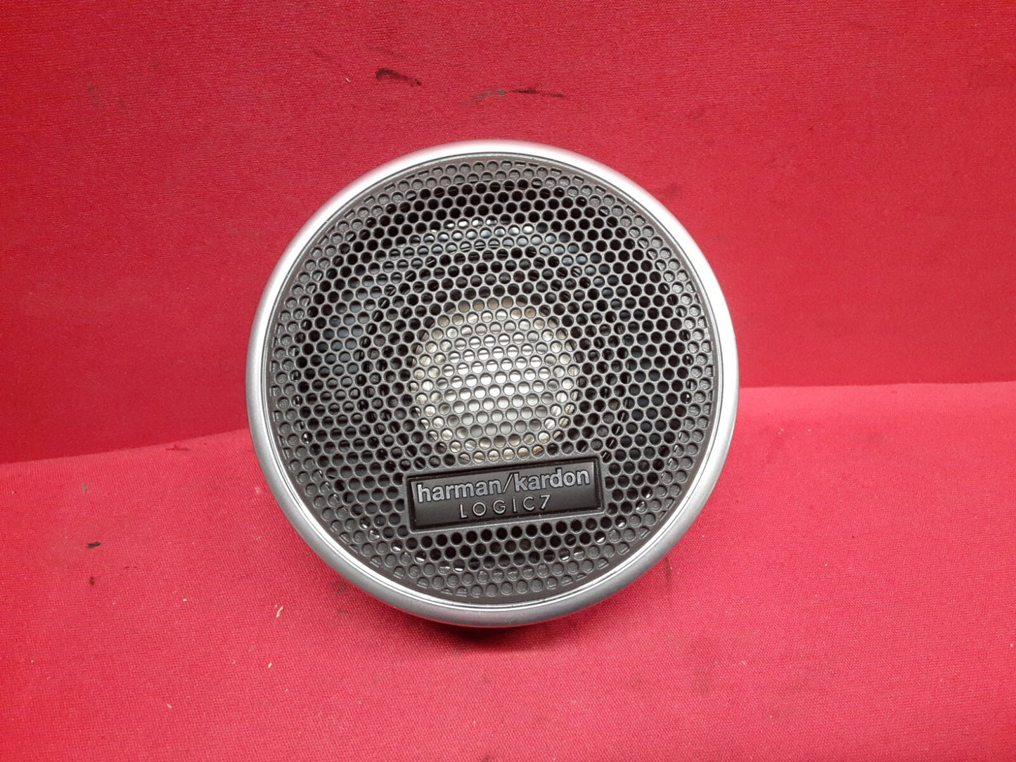 2005 Range Rover HSE REAR Left or Right Speaker Harmon Kardon XQM500180