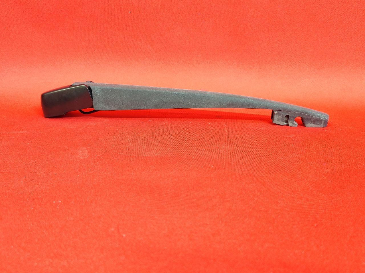 2005-2009 Subaru Hatchback Liftgate Tailgate Hatch Glass Wiper Arm 86532AG09C