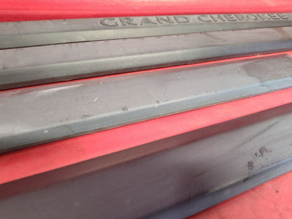 2007-2010 Jeep Grand Cherokee Laredo FRONT/REAR Door Molding Trim Set Black
