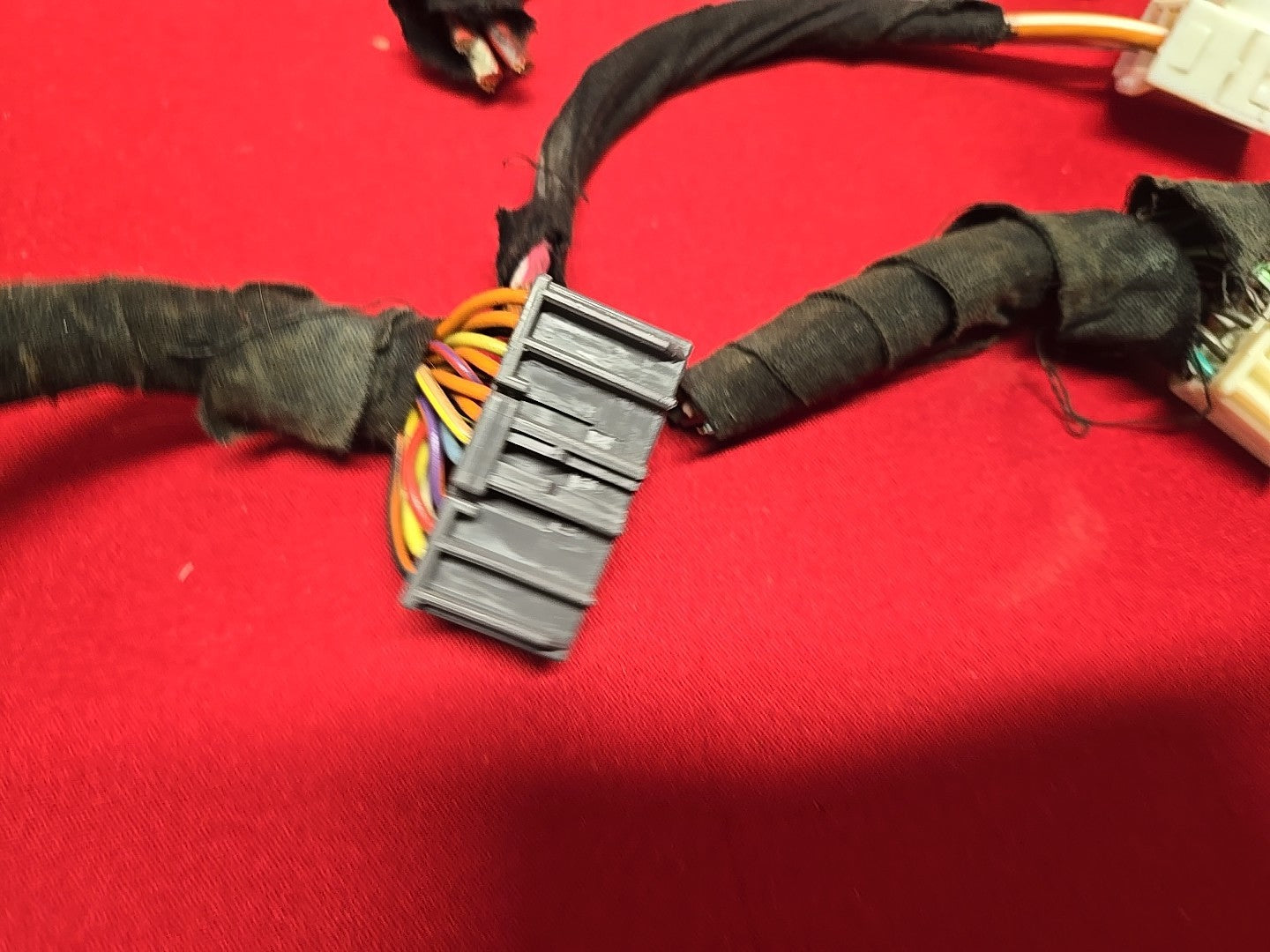 2000 2001 Jeep Grand Cherokee Left Dash Interior Cabin Fuse Box BCM - PIGTAILS