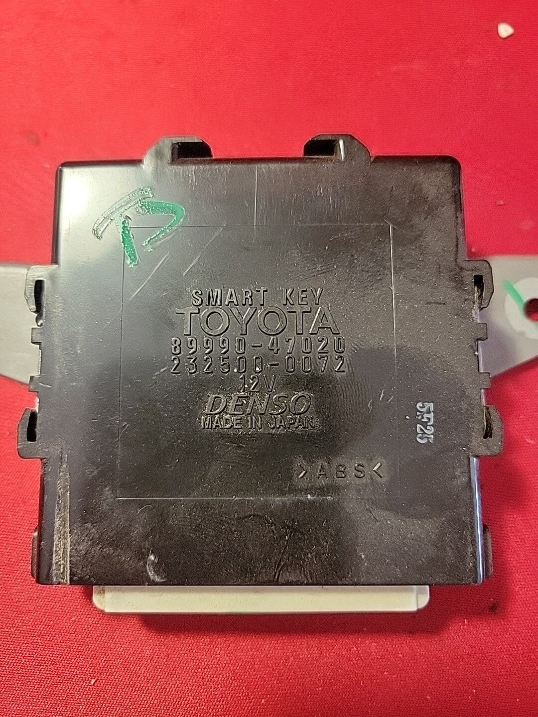 2004 2005 Toyota Prius Anti-Theft Alarm unit Module 8999047020