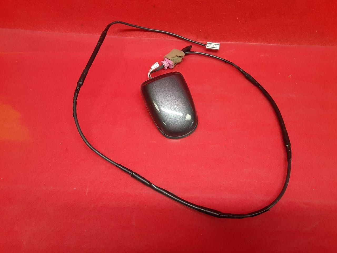 2015-2017 Subaru Legacy Sedan Flat Style Roof Antenna GG3: Carbide Gray