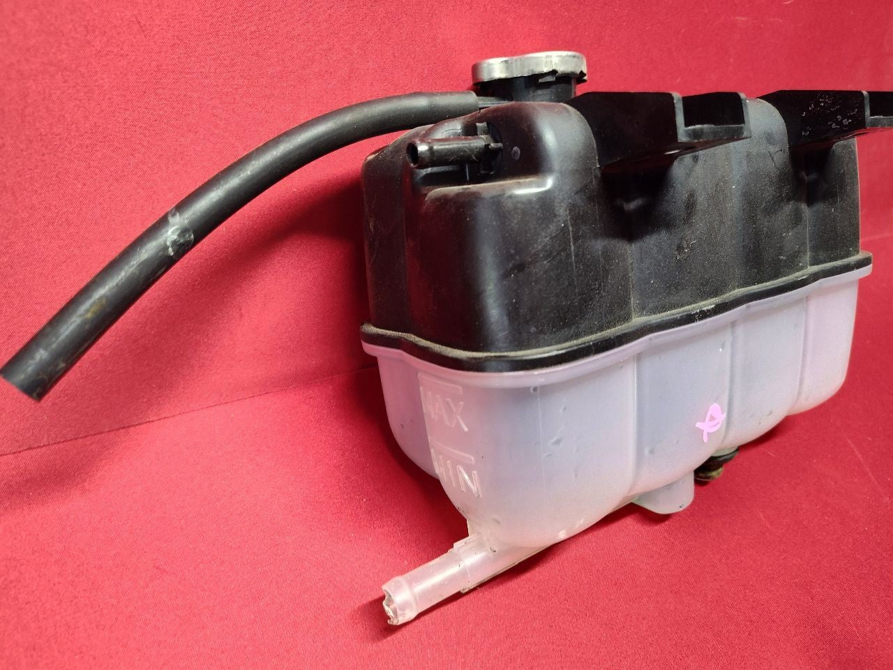 2011-2020 Infiniti 2017-2024 Nissan Engine Coolant Tank Expansion Reservoir
