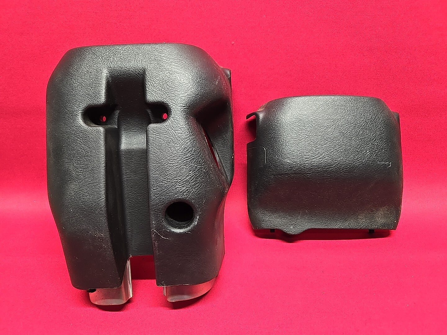 2001 - 2006 Mitsubishi Montero LIMITED/XLS Steering Column Shroud Collar Covers