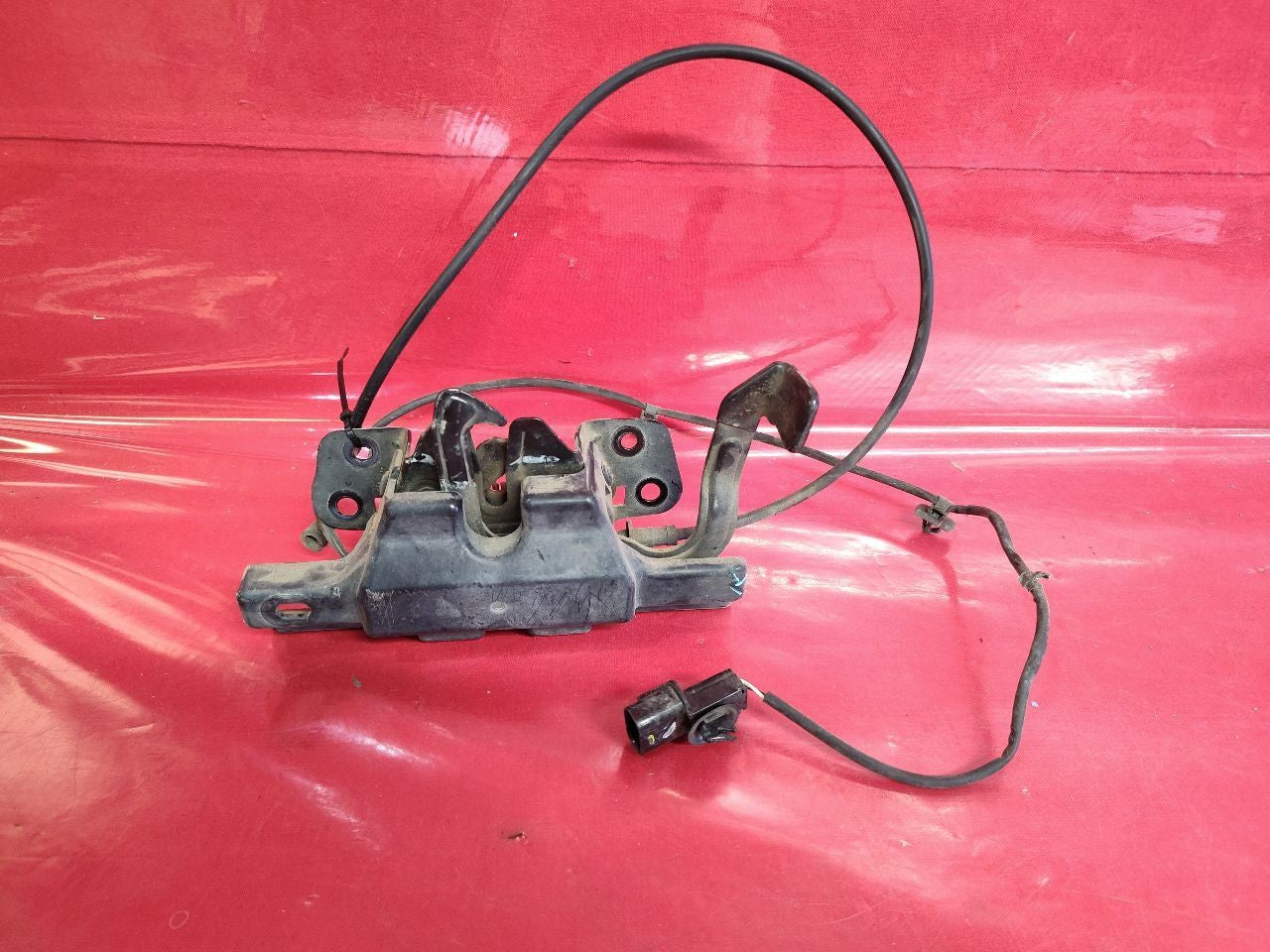 2015-2017 Hyundai Sonata Hood Latch Lock Actuator w/ Release Cable Set