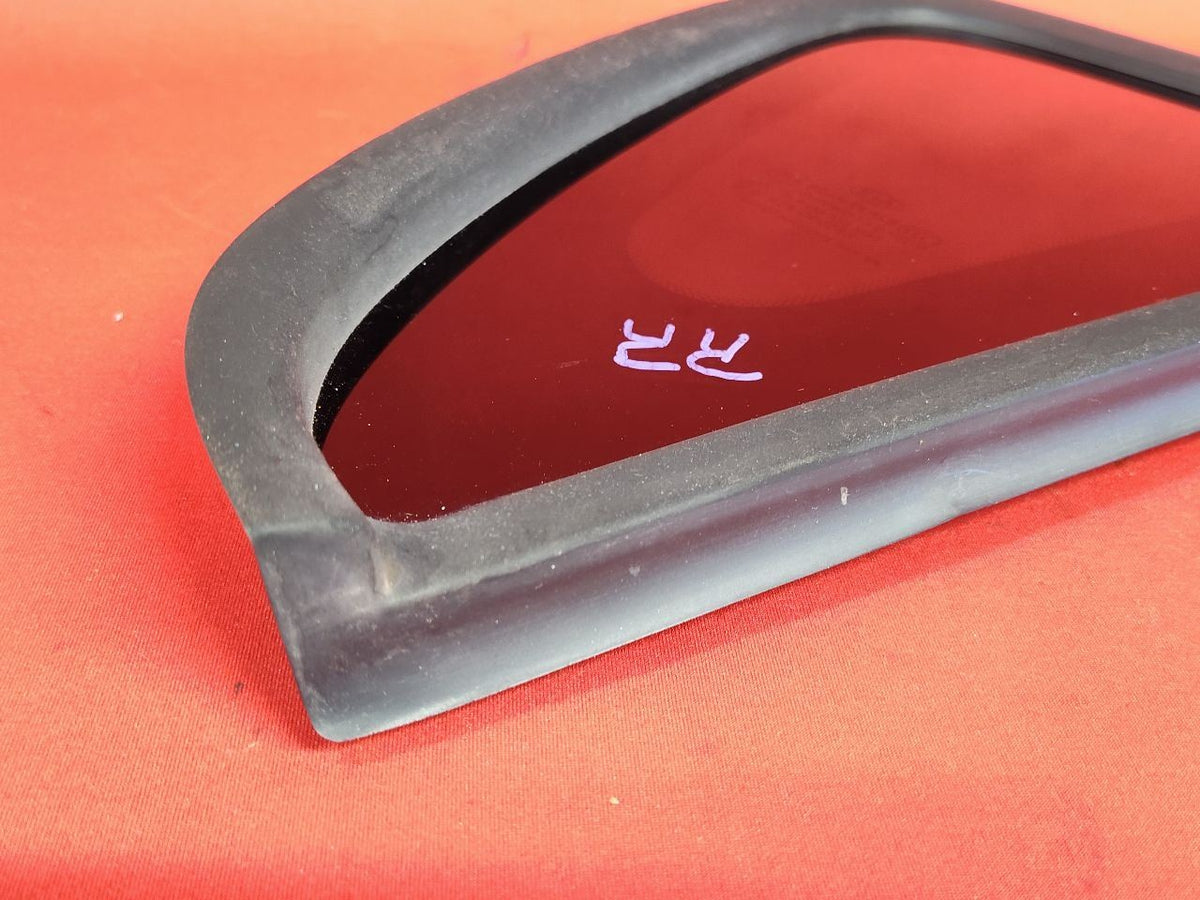 2010 2011 2012 2013 Kia Soul -70% Right Passenger Rear Quarter Glass 87820-2K020