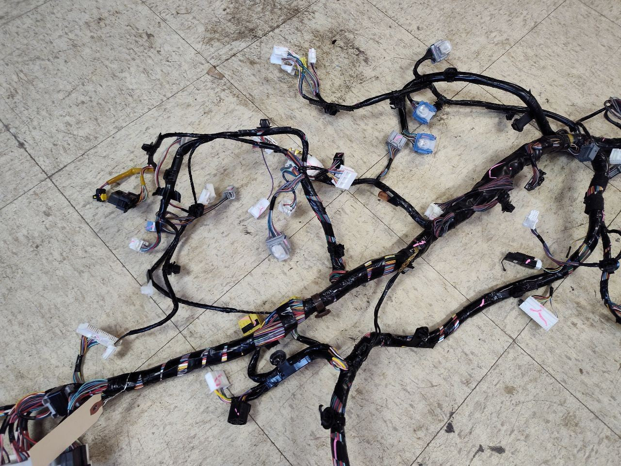 2019 Mitsubishi Eclipse CROSS Instrument Panel Dash Wiring Harness 8522K518