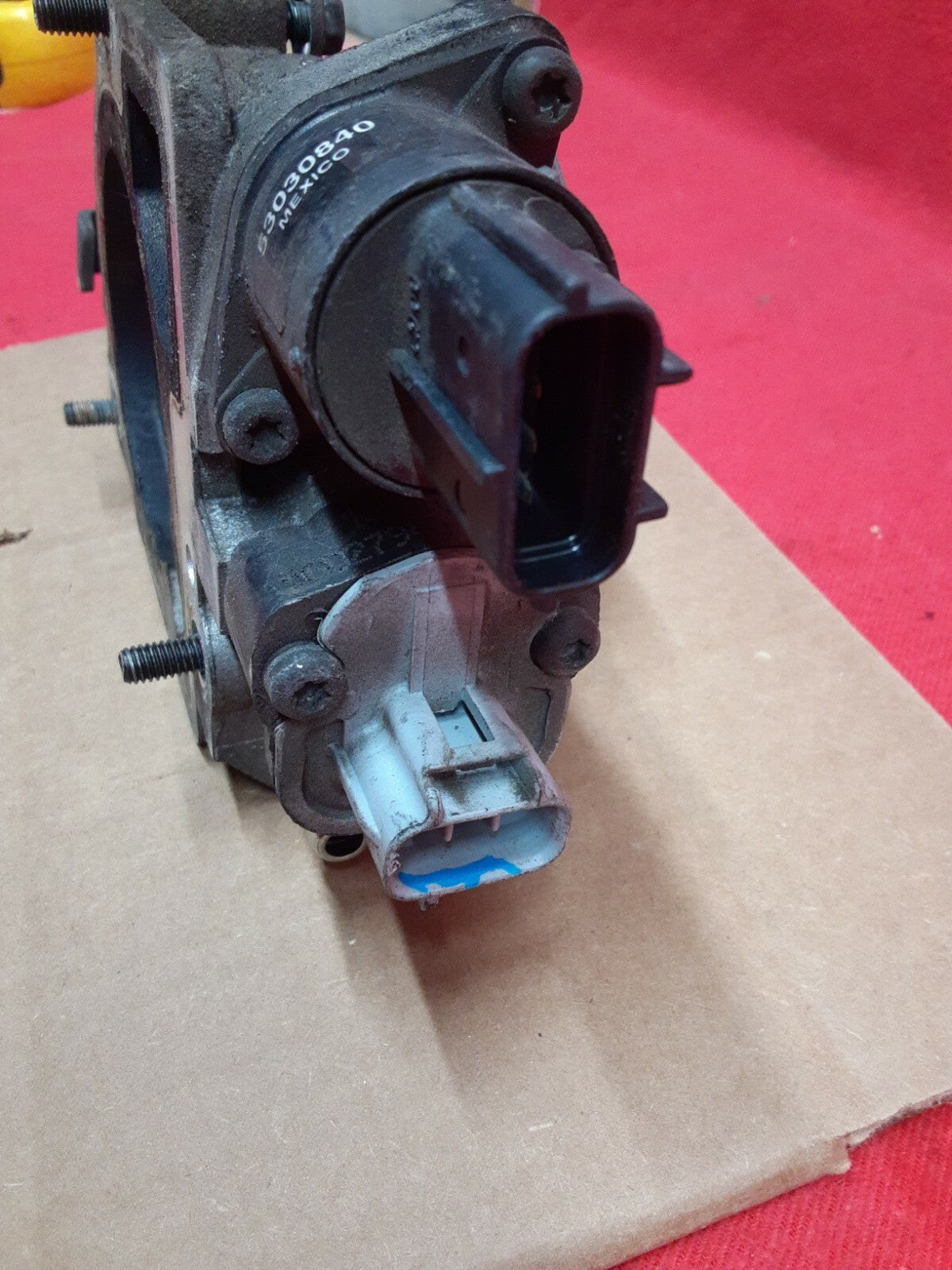 2000 Dodge Dakota / Grand Cherokee / Durango - Throttle Body - 11200012AB 