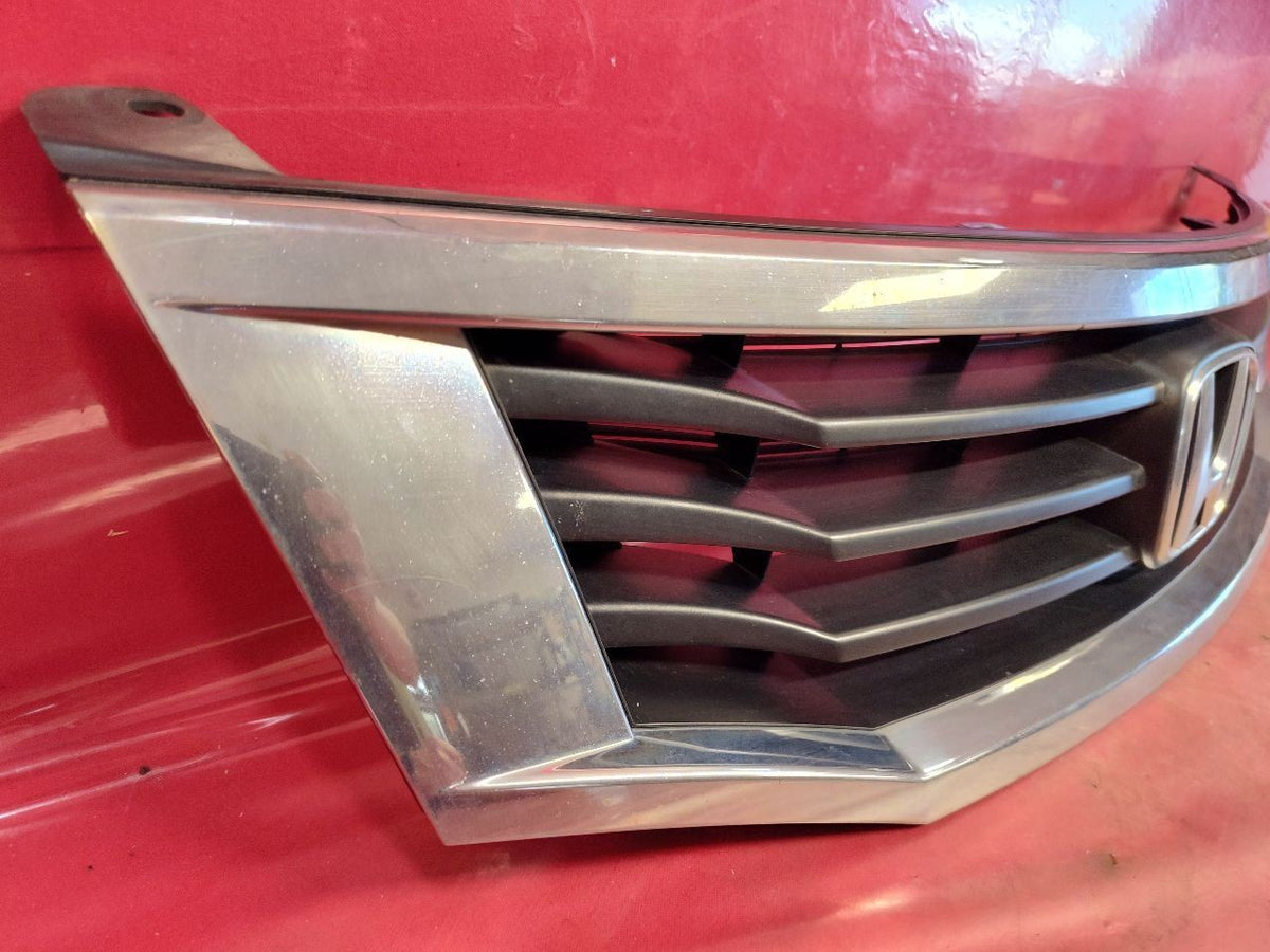 2008-2010 Honda Accord Front Bumper Grille Assembly w/ Emblem Chrome Trim