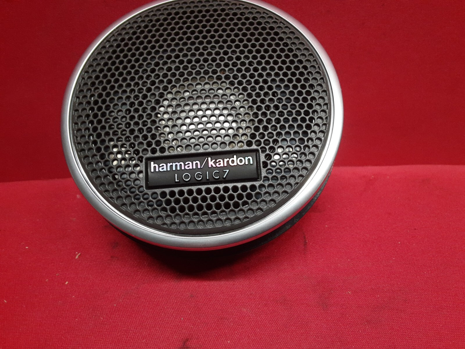 2005 Range Rover HSE REAR Left or Right Speaker Harmon Kardon XQM500180