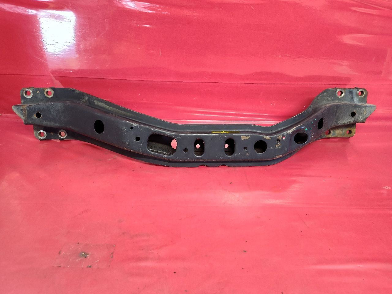 1990-1995 Toyota 4Runner 3.0L V6 Automatic Transmission Crossmember 4WD ONLY