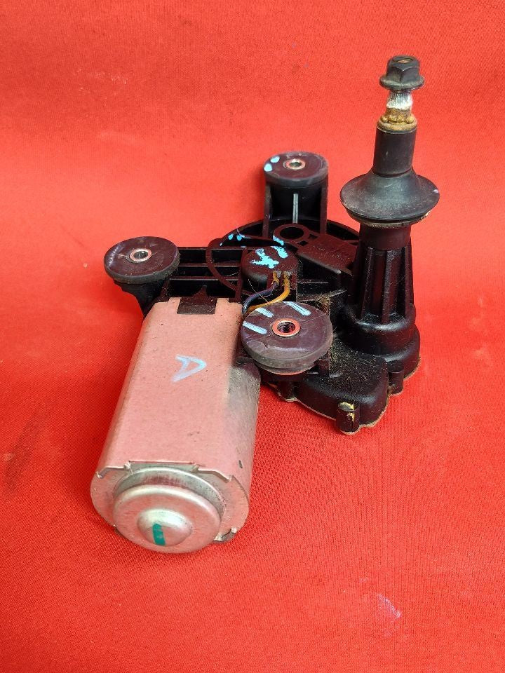 2012 Fiat 500 REAR Tailgate Hatch Liftgate Glass Wiper Motor Actuator