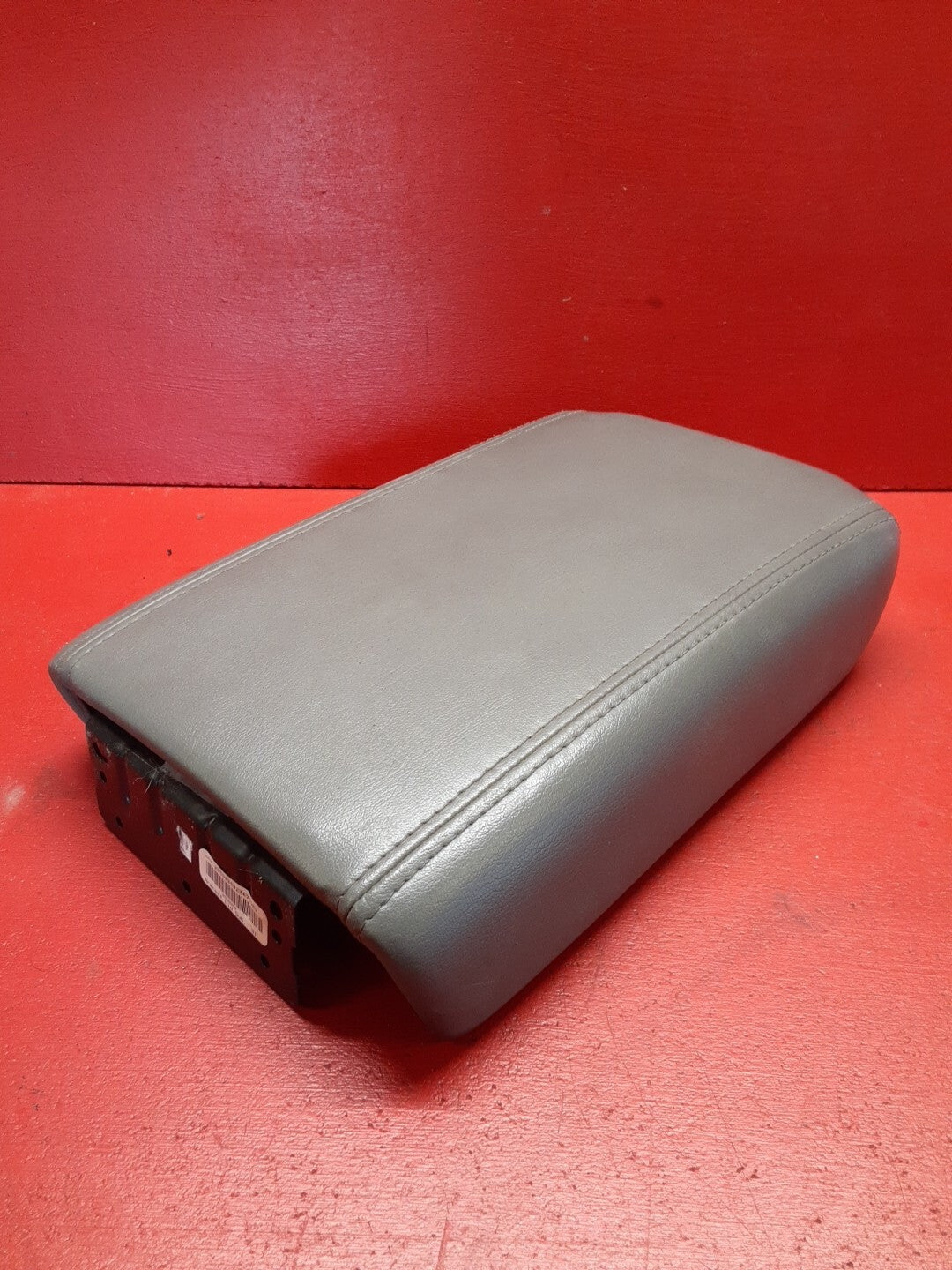 2007-2012 GM Multi Vehicle Center Console Arm Rest Lid 22844185