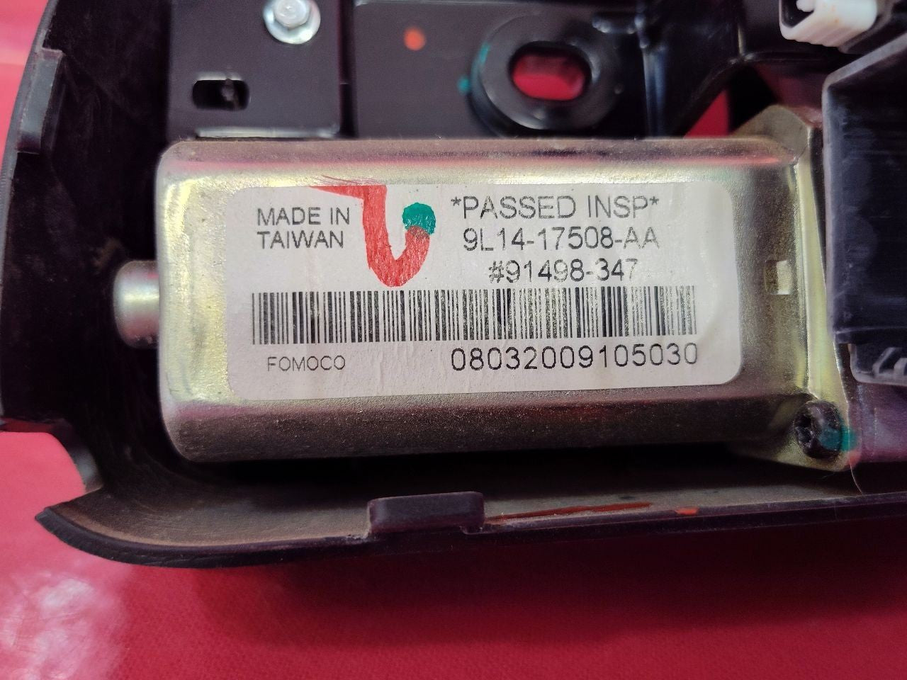 06-10 Ford Explorer Mercury Mountaineer Liftgate Hatch Wiper Motor w/ Covers