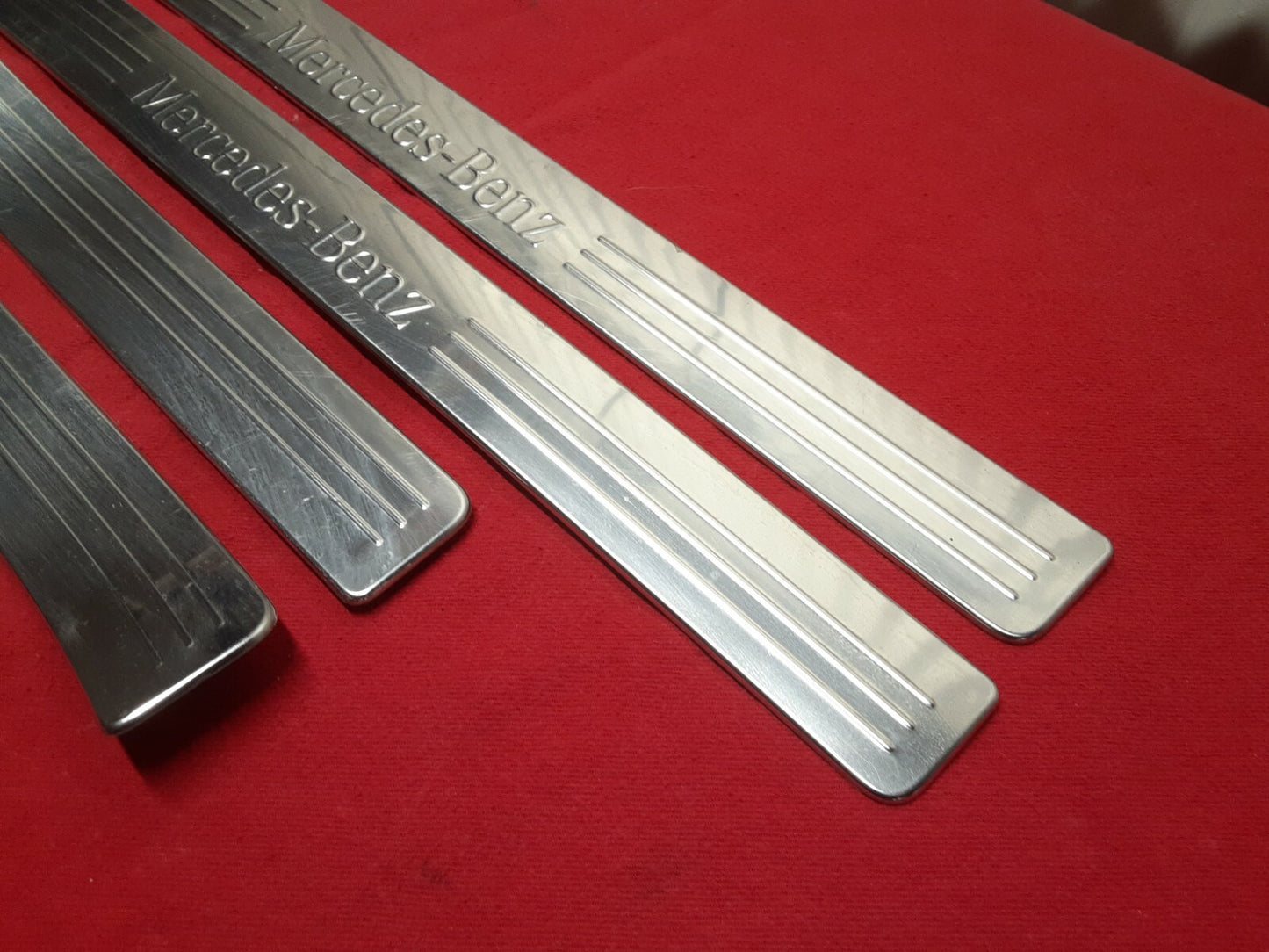 2008 - 2014 Mercedes C-Class GLK Silver Chrome Floorboard Scuff Plate Full SET
