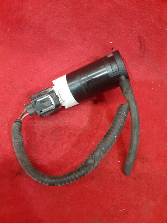 2001 - 2006 Tribute Escape Mariner Wiper Washer Fluid Pump F7C617664AB
