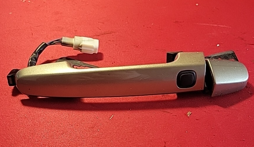 2004 2005 2006 Toyota Prius Front Right Pass Exterior Door Handle 6921047030C0
