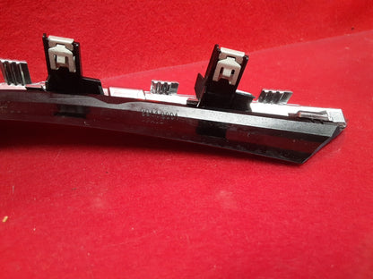 18-20 Buick Regal Sportback TourX Dash Radio Display Screen Trim Bezel Molding