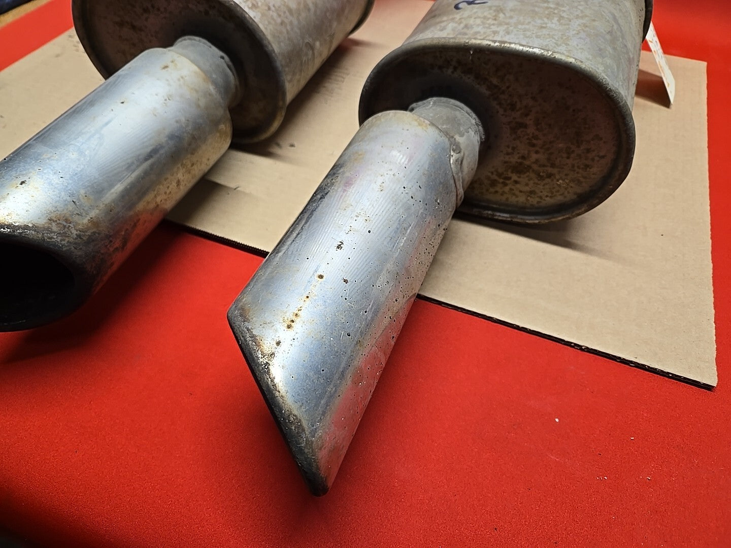 2010 - 2013 Range Rover Sport 5.0L V8 SUPERCHARGED Exhaust Muffler PAIR