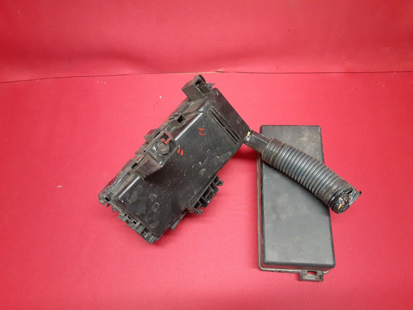 2006 Nissan Pathfinder 4WD Engine Fuse Box Junction Block VIN A 4th Digit