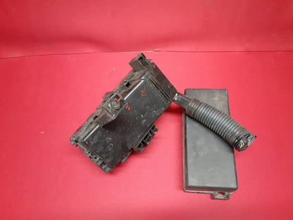 2006 Nissan Pathfinder 4WD Engine Fuse Box Junction Block VIN A 4th Digit