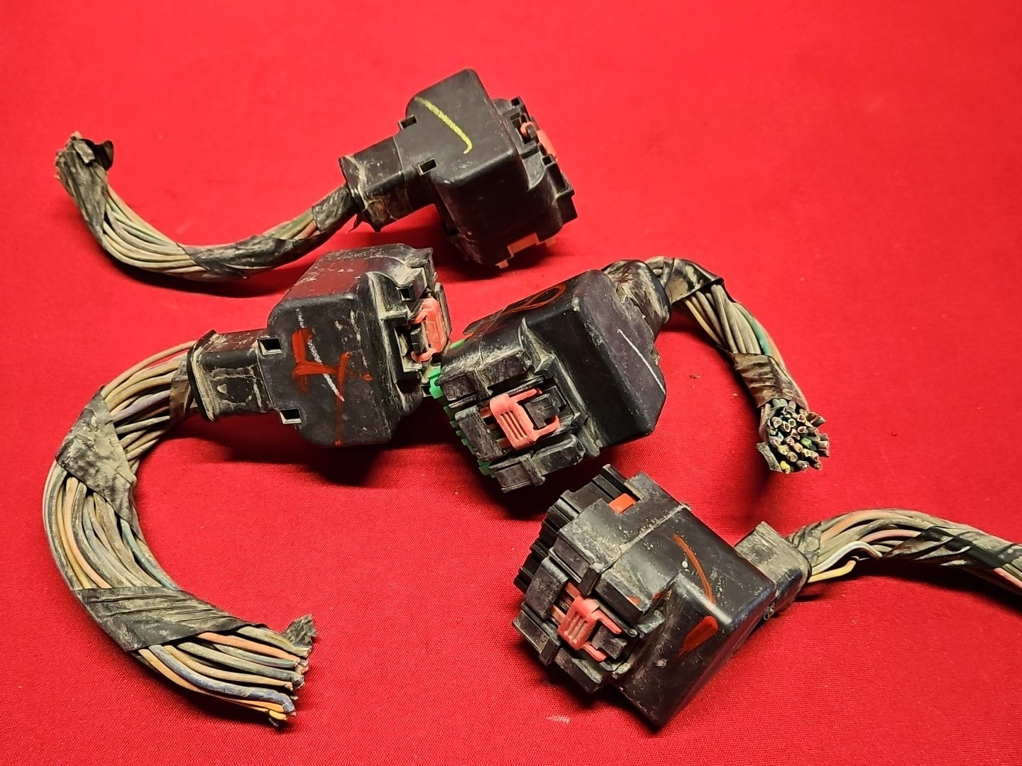 2008 2009 Durango / Aspen 4.7L V8 Engine Powertrain Control Module ECM -PIGTAILS