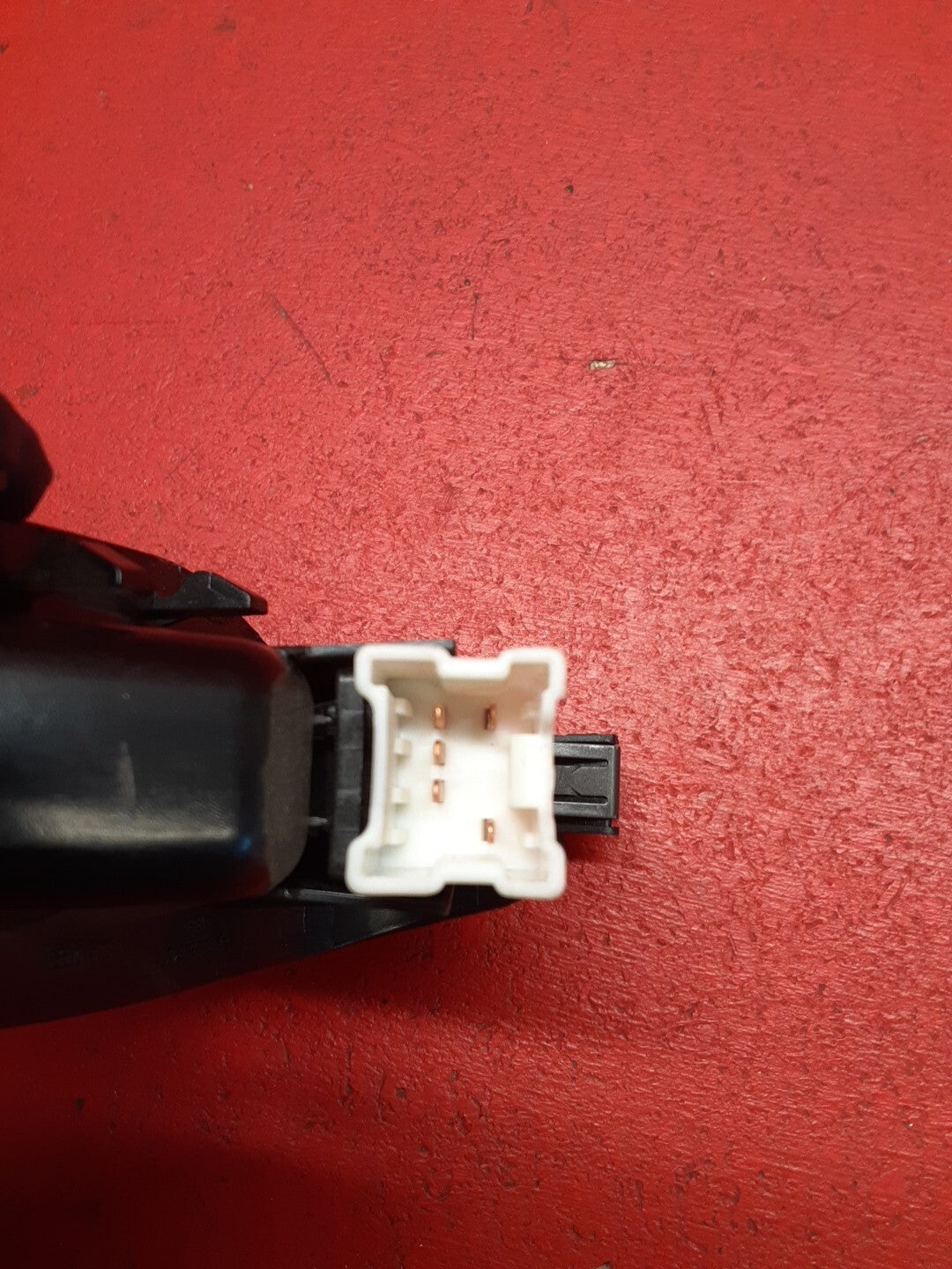 2000-2006 Subaru Outback Legacy Baja Right Rear Window Switch W/ Trim 83071AE04A