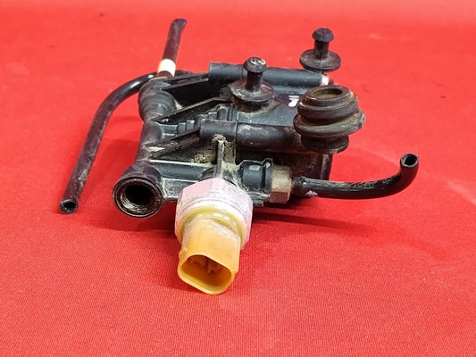 2005-2016 Land Rover 06-13 Range Rover Air Ride Suspension Relief Block Valve