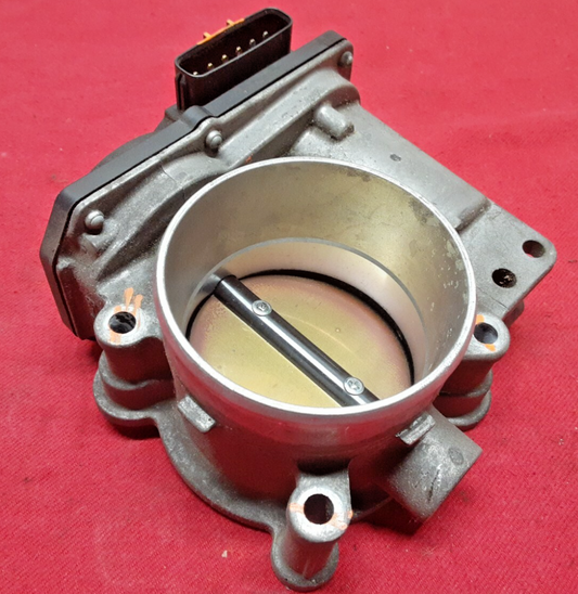 2005 2006 2007 2008 2009 2010 Volvo S40 V50 Throttle Body w/ Actuator 2.4L L5