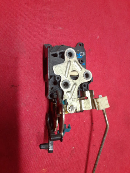 2004 - 2008 Chevrolet Chevy Aveo LEFT REAR DRIVER Door Lock Latch