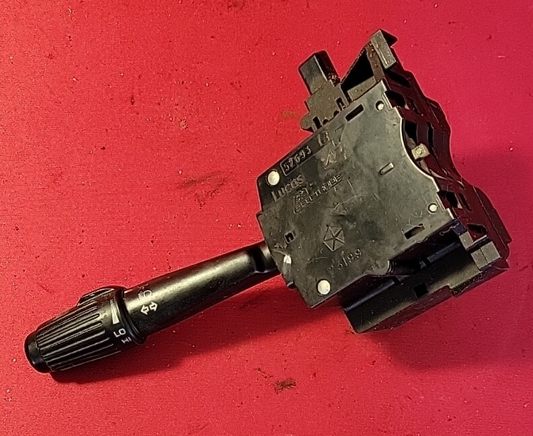 1997 1998 Jeep Grand Cherokee Turn Signal Wiper Switch Stalk w/ Hazard 05252815