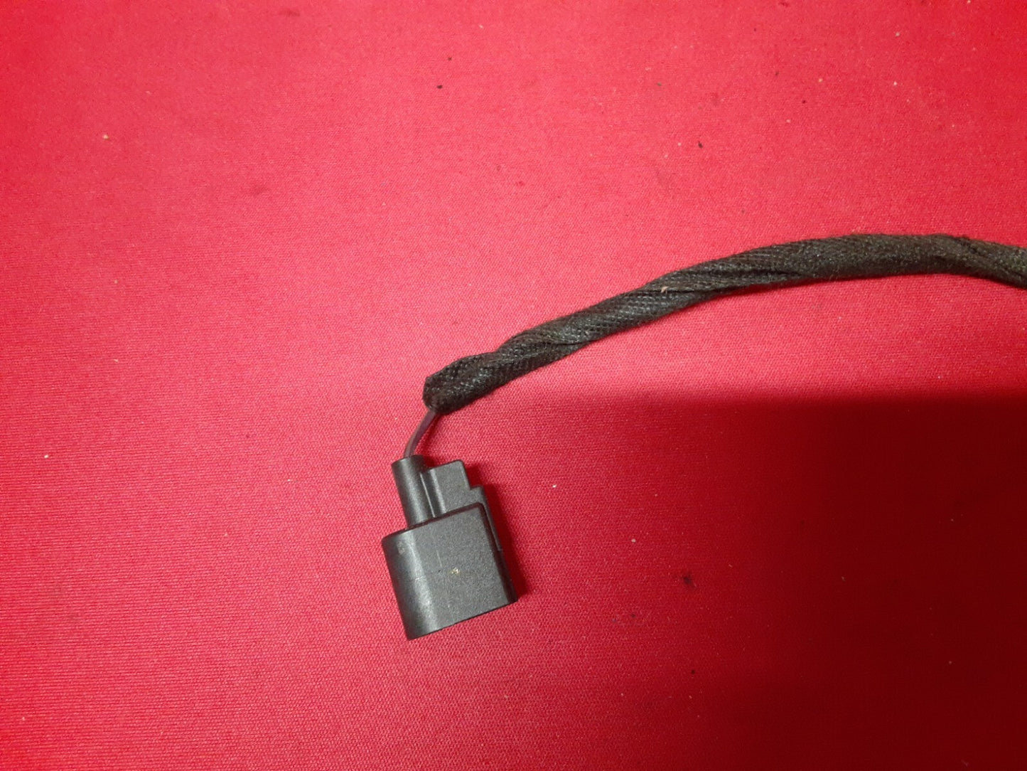 2009 - 2019 Lincoln MKT  REAR Upper Quarter Tweeter  L/R AE9T-18808-BA PIGTAIL