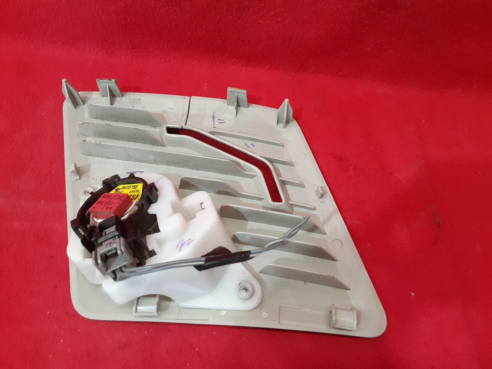 2003 2004 2005 2006 Volvo XC90 Beige / Tan Tweeter Speaker w/ Cover 9472758