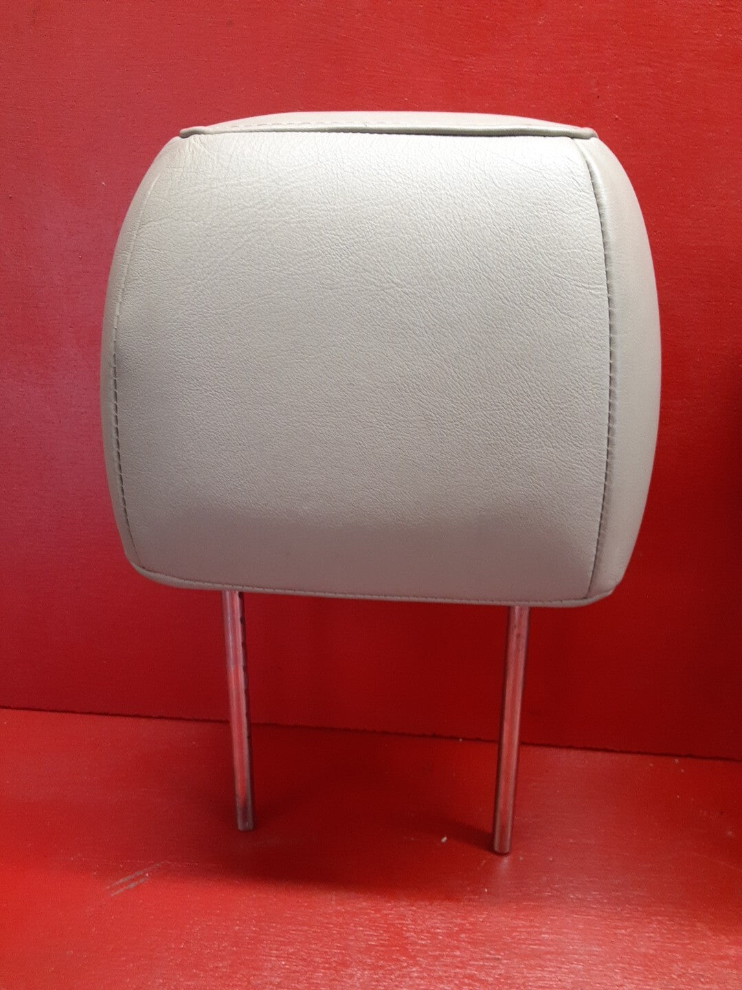 2001-2003 Toyota Highlander Front Headrest Left Right Set Ivory 7191048170A1