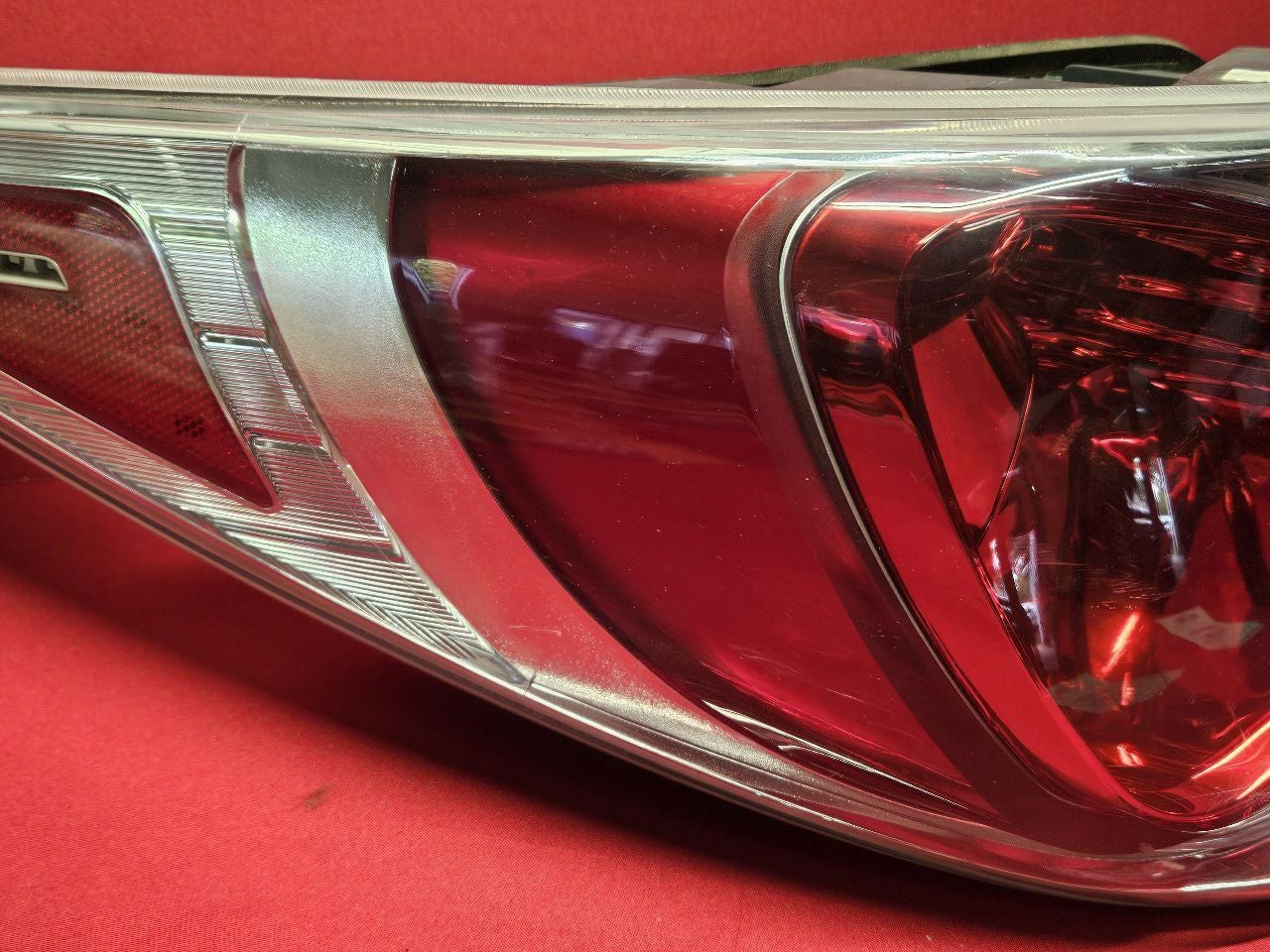 2011-2015 Hyundai Sonata GLS, Limited, Hybrid LEFT DRIVER Qtr Tail Light Lamp