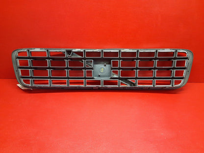 2003 - 2006 Volvo XC90 Front Grille 8620641