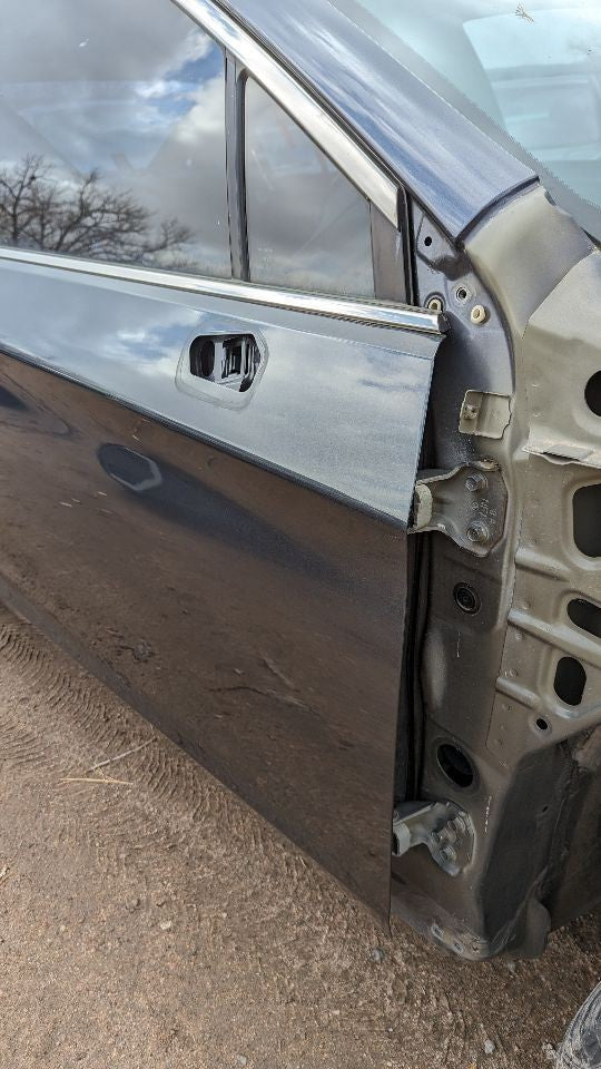 15-19 Subaru Legacy Sedan FRONT PASSENGER Door Shell Grade A - GG3 Carbide Gray