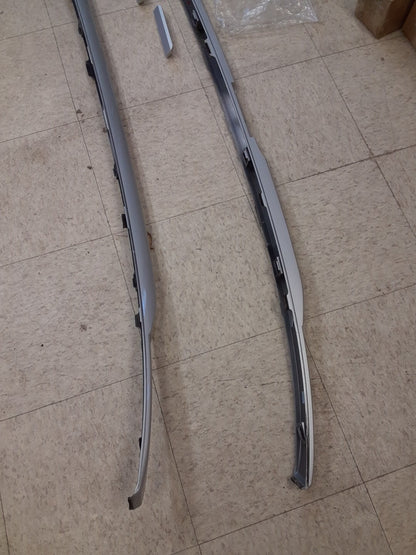 2013 Infiniti JX35 / 2014 Infiniti QX60 Roof Rack Rail Set - K23 Silver Metallic