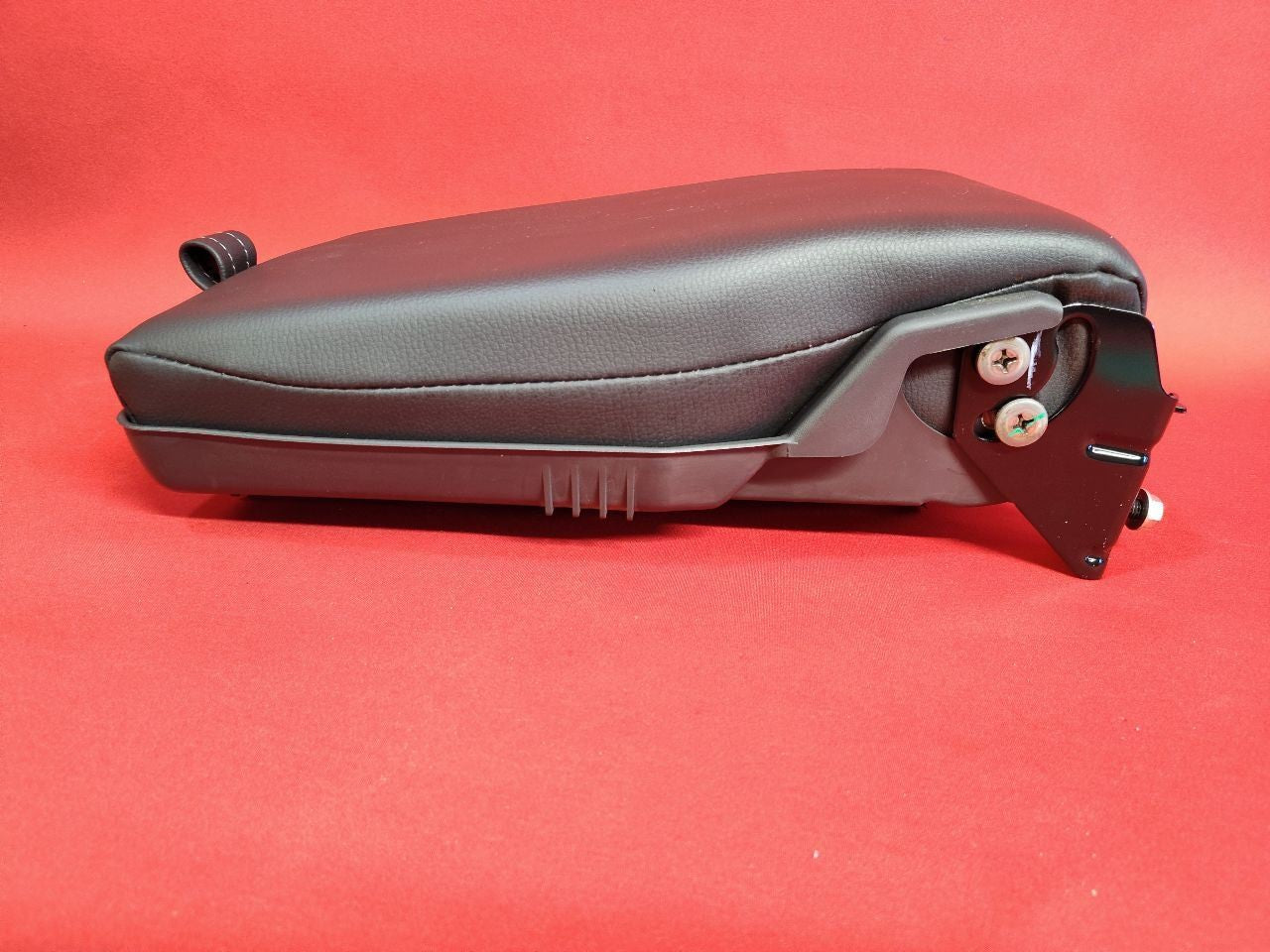 2006-2014 Subaru Tribeca REAR Seat Folding Arm Rest Lid Hidden Cup Holder Black