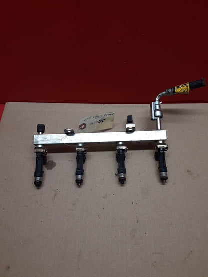 2011-2012 Gm Multi Vehicle 1.4L Fuel Rail W/ injectors 55565971